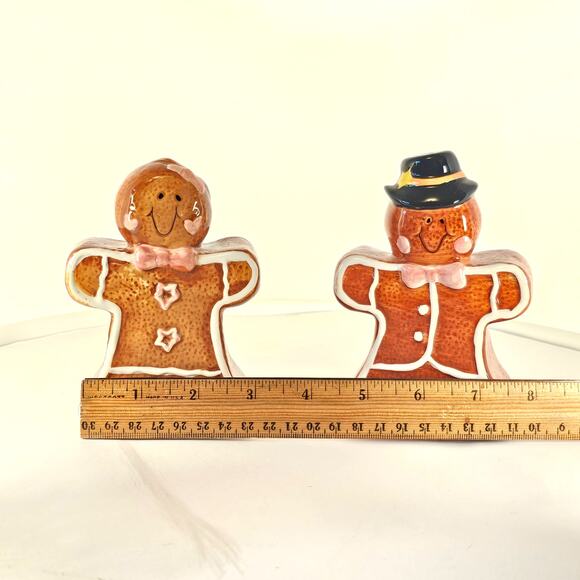 Gingerbread Salt Pepper Shakers, 2 Tea Light Holders Christmas Decor Set Ceramic - Picture 5 of 16